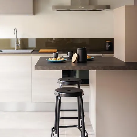 Donizetti Cityscape *