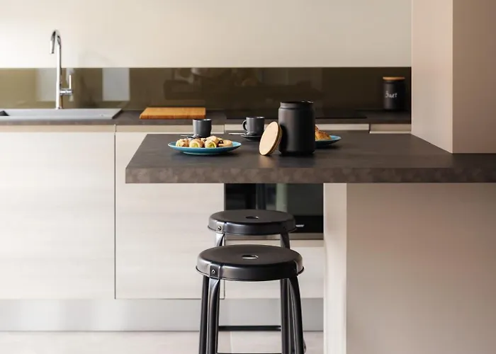 Donizetti Cityscape *